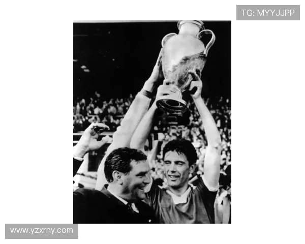 保罗马尔蒂尼传承荣耀的红黑传奇与意大利防线永恒精神 保罗马尔蒂尼传承荣耀的红黑传奇与意大利防线永恒精神