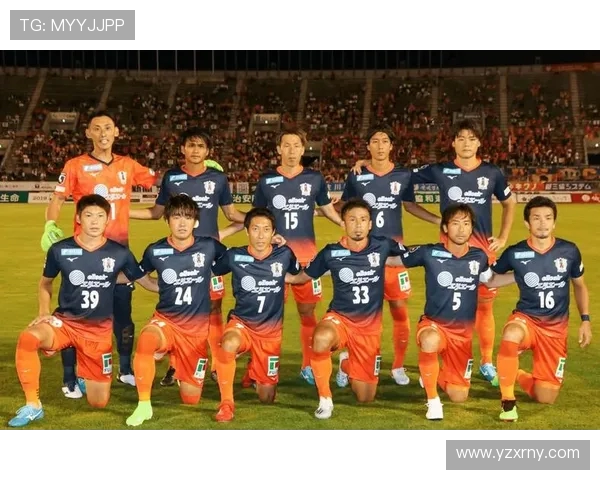 大分三神迎战深红球队全力争胜展现实力与团队精神